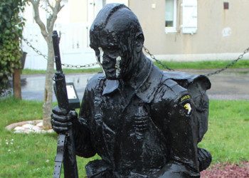 American Airborne Statue